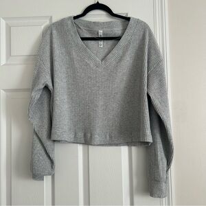 Alo Yoga Muse V-Neck Pullover - Size L